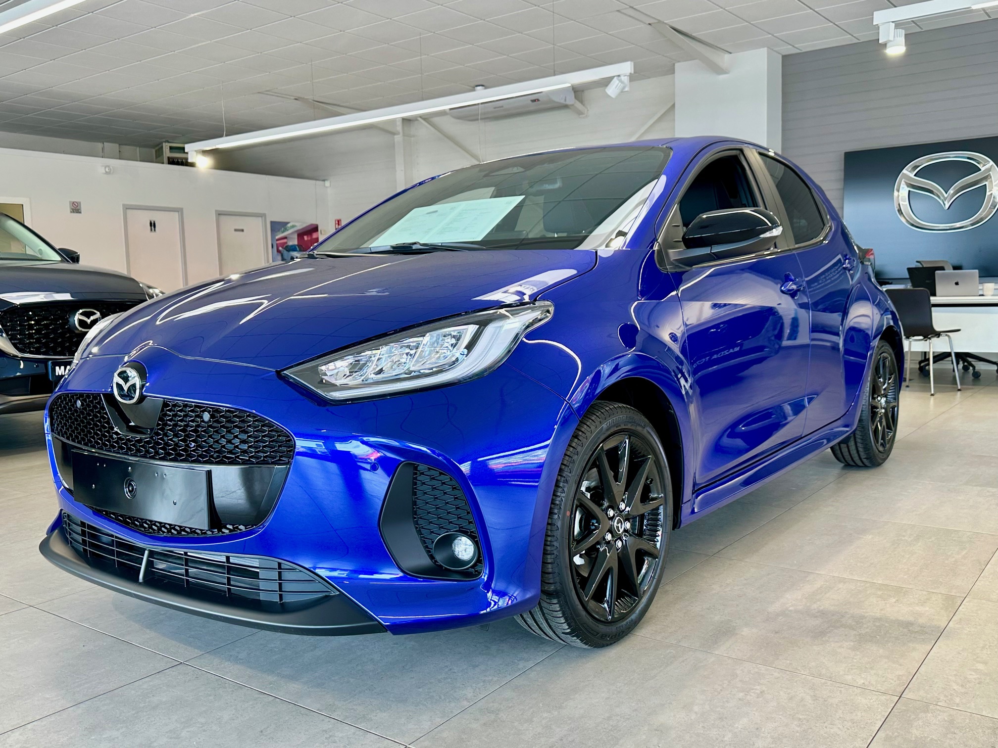 En savoir plus sur MAZDA2 HYBRID